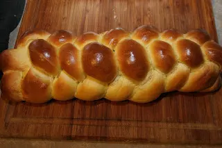challah bread | The Not So Modern Housewife
