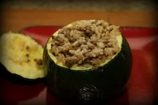 Dirty Rice Stuffed Zucchini | The Not so Modern Housewife stuffed zucchini with rice