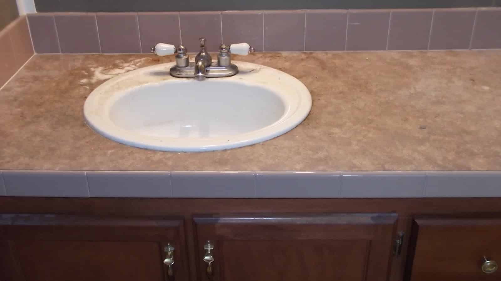 Homemade Bathroom Cleaner