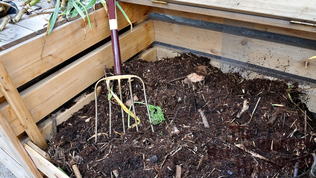 5 Little Known Ways to find Free & Cheap Compost