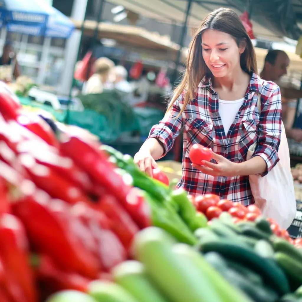 Buy Locally - 19 Tips to Reduce Your Grocery Bill: Grocery Shopping on a Budget