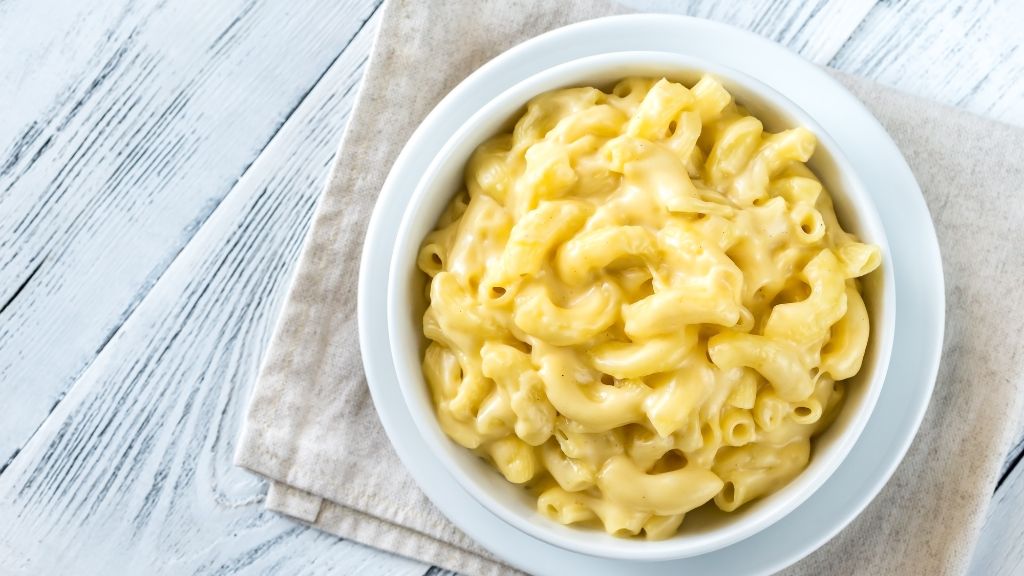 macaroni and cheese recipe | The Not So Modern Housewife